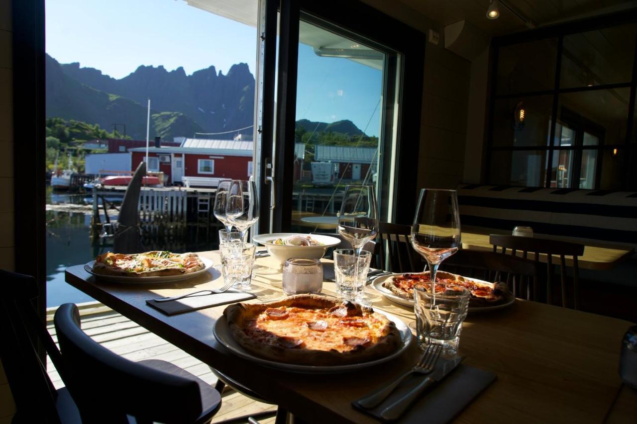 Solsiden Brygge Rorbuer Hotel Ballstad Bagian luar foto