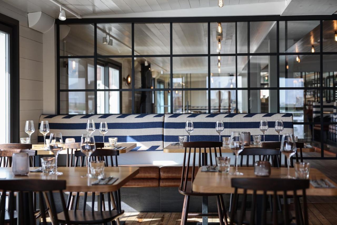 Solsiden Brygge Rorbuer Hotel Ballstad Bagian luar foto