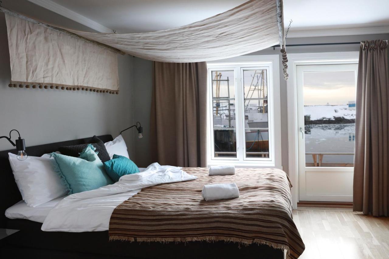Solsiden Brygge Rorbuer Hotel Ballstad Bagian luar foto